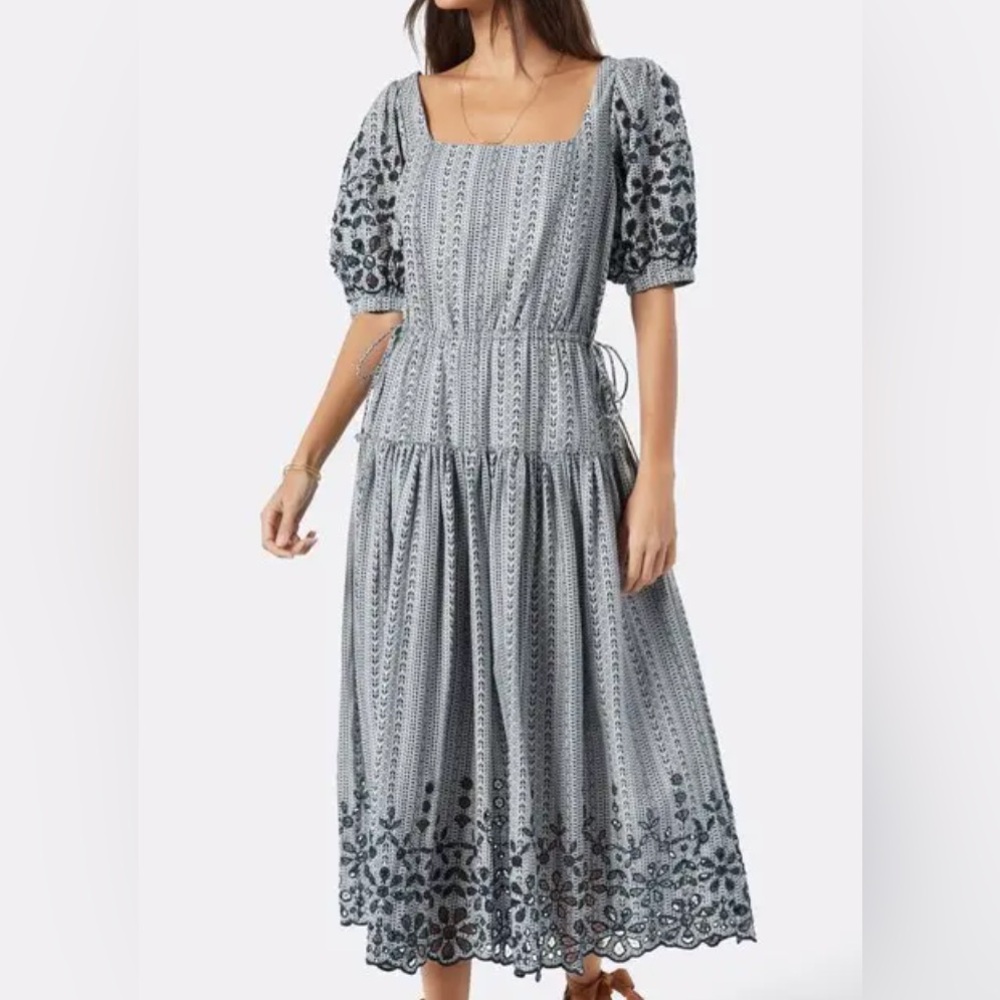 Elegant Black and White Patterned Dress